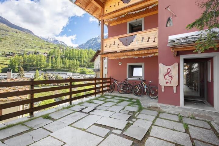 Maison De La Musique Cogne Buitenkant foto
